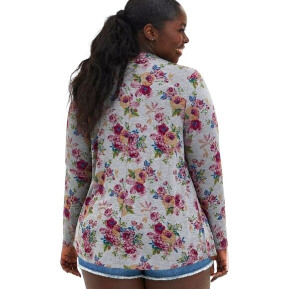 TORRID Plus Size Super Soft Gray Floral Drape Front Cardigan Size 2X - Picture 10 of 16